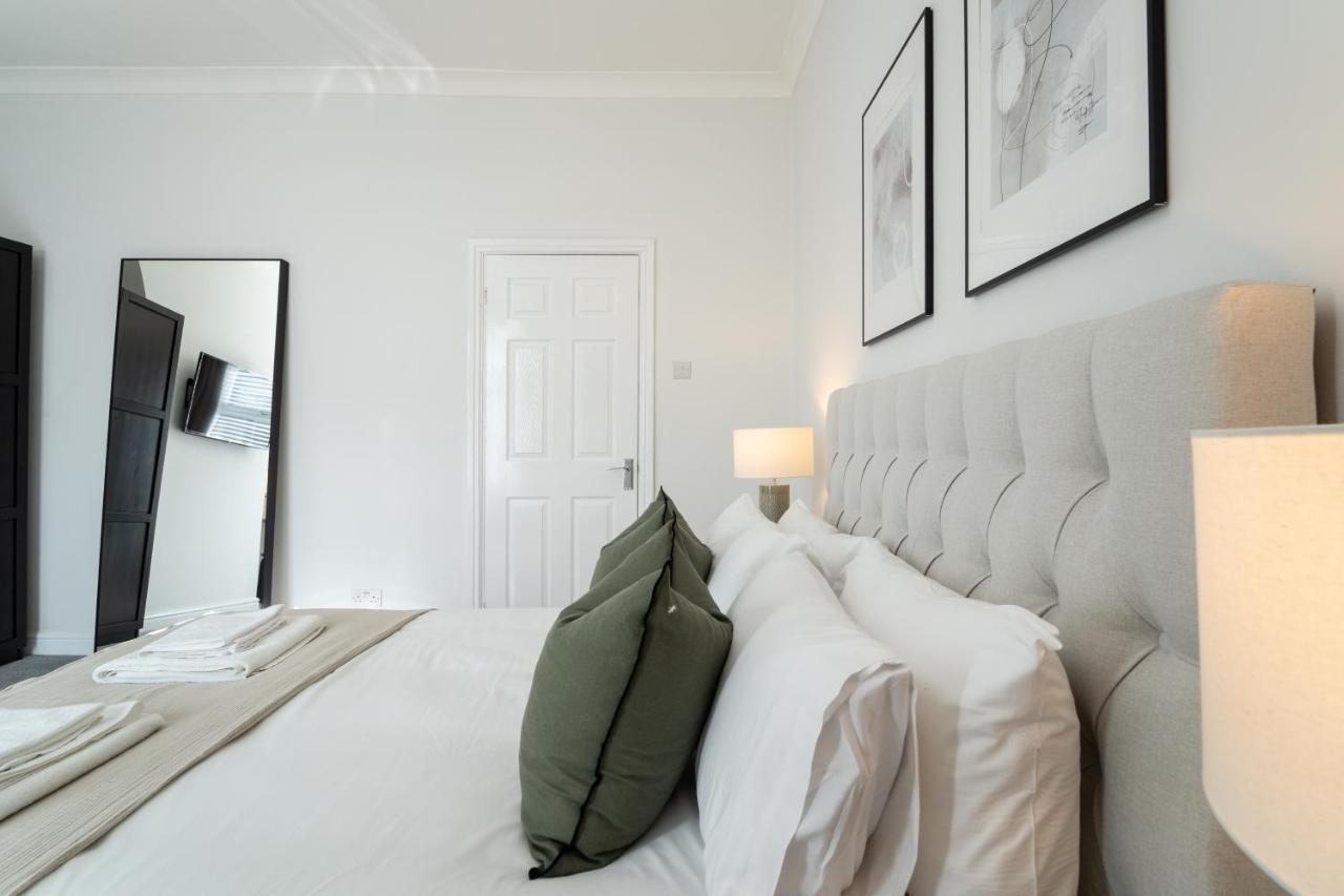 Southview Stays - Three Bedroom House Chester Ngoại thất bức ảnh